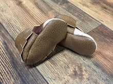 Load image into Gallery viewer, Cow Print Baby Moccasins