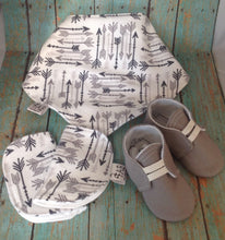 Load image into Gallery viewer, Baby Gift Set Tribal Print Bandana Bib, Gray Shoes & Car Seat Belt Covers