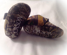 Load image into Gallery viewer, Green Faux Suede Baby Combat Boots