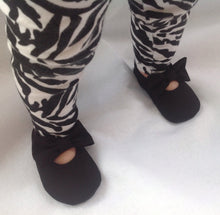 Load image into Gallery viewer, Brown Shoes with Bows on straps