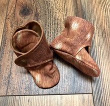 Load image into Gallery viewer, Deer Fawn Printed Snap Boots