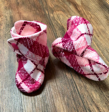 Load image into Gallery viewer, Dusty Pink Plaid Flannel Snap Boots