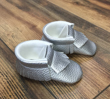Load image into Gallery viewer, Silver Baby Moccasins | Newborn size up to 24 M