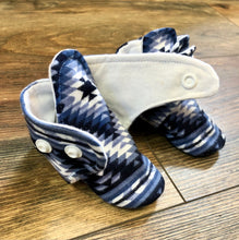 Load image into Gallery viewer, Blue Aztec Flannel Snap Boots