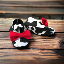 Load image into Gallery viewer, Cow Print Baby Girl Shoes with Bows | Newborn size up to 24 Months