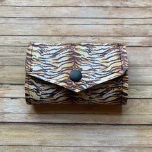 Load image into Gallery viewer, Tiger Print | Tri-Fold Billfold