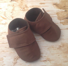 Load image into Gallery viewer, Brown Baby Shoes with Strap