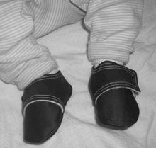Load image into Gallery viewer, Brown Baby Shoes with Strap