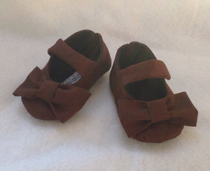 Brown Shoes with Bows