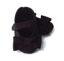 Load image into Gallery viewer, Black Shoes with Bows