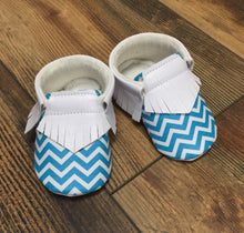 Load image into Gallery viewer, Turquoise and White Chevron Moccasins | Newborn size up to 24 M