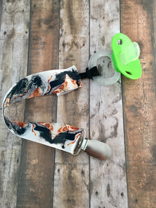 Swirl Marble Print Pacifier Clip