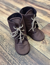 Load image into Gallery viewer, Brown Lace Up Boots