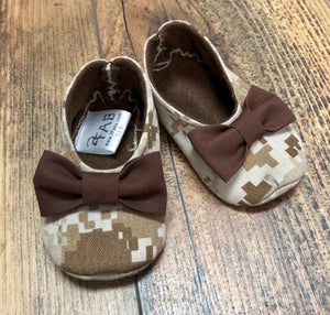US Marine Corps Desert Camo Baby Girl Shoes with Bows | Newborn size up to 24 Months