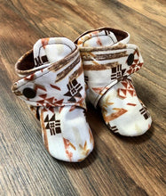 Load image into Gallery viewer, Neutral Aztec Flannel Snap Boots